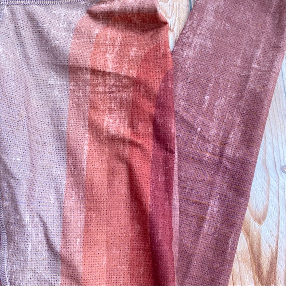 ✨NIYAMA SOL RETRO BLUSH HIGH WAIST LEGGING XS - Picture 6 of 11